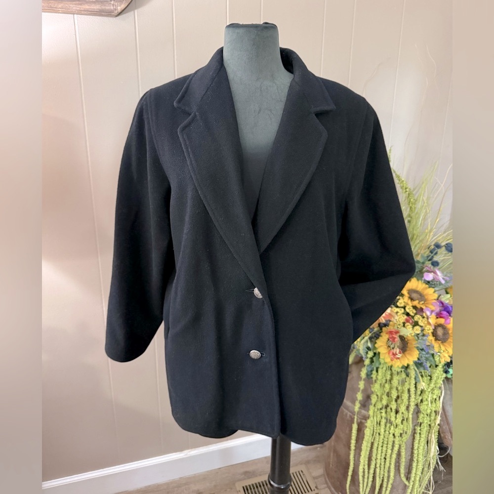 VTG David Brooks • Oversized 100% Wool Coat